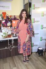 Twinkle Khanna at Godrej Nature_s Basket launch event on 20th Oct 2016 (14)_580af9ae25e55.JPG