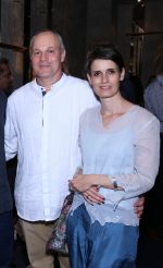 Norbert Revai-Bere, Anita at the launch of Rohit Bal crystals on 22nd Oct 2016_580c59110553a.JPG
