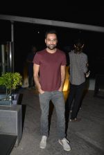 Abhay Deol at Chandon, Four Seasons bash hosted by Kiran Rao on 24th Oct 2016 (274)_580f6df997cbe.JPG