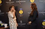 Kareena Kapoor at Chandon, Four Seasons bash hosted by Kiran Rao on 24th Oct 2016 (143)_580f6f4130f38.JPG