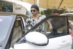 Sushant Singh Rajput snapped at airport on 24th Oct 2016 (50)_580f667f675d8.JPG