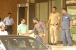 Aamir Khan snapped at Ambani hospital on 29th Oct 2016 (8)_58172c426d9c4.JPG