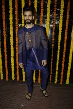 Karan Tacker at Ekta Kapoor_s Diwali bash on 29th Oct 2016 (161)_581738a088e54.JPG