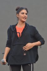 Jacqueline Fernandez at guiness record for PUMA on 6th Nov 2016 (7)_582091a09bb8a.JPG