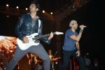 Arjun Rampal, Farhan Akhtar at Rock on 2 concert in Delhi on 8th Nov 2016 (31)_5822c98ae0690.jpg