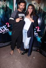 John Abraham, Sonakshi Sinha with Cast of Force 2 spotted at Mehboob Studio in Bandra on 9th Nov 2016 (105)_58247a07d6d04.JPG