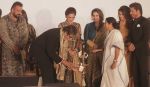 Amitabh Bachchan, Shahrukh Khan, Kajol, Jaya Bachchan, Parineeti Chopra, Sanjay Dutt at Kolkata Film festival opening on 11th Nov 2016 (76)_5826c3e9ee078.jpg