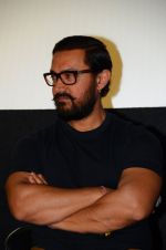 Aamir Khan at Dangal press meet in Mumbai on 12th Nov 2016 (45)_582813c304d7e.JPG