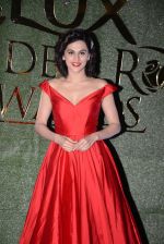 Taapsee Pannu at Lux Golden Rose Awards 2016 on 12th Nov 2016 (383)_582854d0674e2.JPG