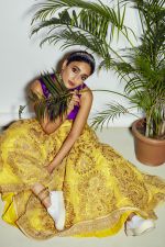  Ileana D_Cruz breaks Bridal Stereotypes at Pernia_s Pop-Up Shop (8)_582bf4e7825a0.jpg