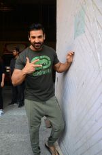 John Abraham at Force 2 photo shoot in Mumbai on 17th Nov 2016 (9)_582e95080be0e.jpg