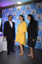 Genelia D Souza at mother baby care centre launch on 23rd Nov 2016 (46)_5836bea8dad53.JPG