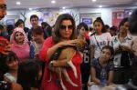 Farah Khan at pet adoption in Mumbai on 27th Nov 2016 (26)_583bdc3325325.jpg