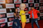 Alia Bhatt, Varun Dhawan at Nickelodeon_s Kids Choice Awards on 5th Dec 2016 (32)_584660f4df792.jpg