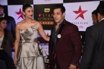 Daisy Shah, Salman Khan at 22nd Star Screen Awards 2016 on 4th Dec 2016 (1194)_58465c130e8ad.JPG