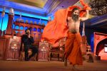 Ranveer Singh, Baba Ramdev at  at the Agenda Aaj Tak 2016 on 6th Dec 2016 (65)_5847ba6c6f9b8.jpg