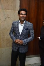 Mohd. Kaif at Yuvraj Singh and Hazel Keech Wedding Reception on 7th Dec 2016_58490e3d45ce1.jpg