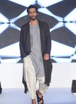 Model in Ankit Kajla Winner Wool Runway Creation_585b8a78e6857.jpg