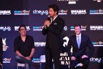 Shah Rukh Khan at a press meet to announce Indian Academy Awards on 21st Dec 2016 (22)_585b8a30c5bd5.JPG