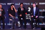 Shah Rukh Khan at a press meet to announce Indian Academy Awards on 21st Dec 2016 (47)_585b8a3a70600.JPG