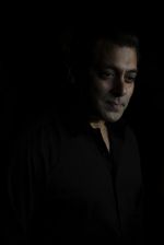 Salman Khan_s birthday on 26th Dec 2016 (9)_586220898e918.JPG