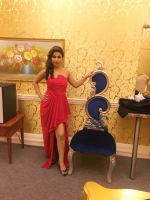 Hina khan in Red HOT Gown at london event (7)_5869f383d20f2.jpg