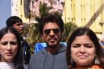 Shah Rukh Khan and Poonam Mahajan launch Rouble Nagi_s Bandra Sculpture on 10th Jan 2017 (53)_5876085dd319c.JPG