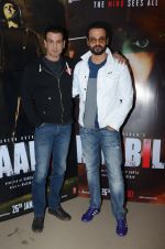 Rohit Roy, Ronit Roy at Kaabil interviews on 13th Jan 2017 (18)_587a1502a3bb1.JPG