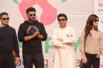 Arjun Kapoor, Raj Thackeray at Be Happy event in Mumbai on 14th Jan 2017 (71)_587b683e8a159.JPG