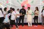 Arjun Kapoor, Raj Thackeray at Be Happy event in Mumbai on 14th Jan 2017 (85)_587b6843e19e9.JPG