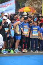 Rahul Bose at Mumbai Marathon Event in Mumbai on 15th Jan 2017 (110)_587b6b1165cc5.JPG