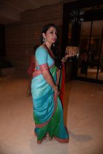Manyata Dutt and Sanjay Dutt snapped at Manyata_s close friend Shivani Gulati_s wedding reception on 17th Jan 2017 (14)_588081066fa46.JPG