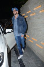 Hrithik Roshan party in the night on 21st Jan 2017 (29)_5885a50962d70.JPG