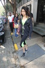 Jhanvi Kapoor snapped with her linked boy on 21st Jan 2017 (8)_5885a70de4ed5.jpg