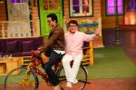 Jackie Chan on the sets of The Kapil Sharma Show on 23rd Jan 2017 (5)_5886f0a346dec.jpg