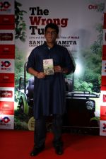 at the Book launch of The Wrong Turn by Sanjay Chopra and Namita Roy Ghose on 1st March 2017 (44)_58b7ee3287a94.JPG