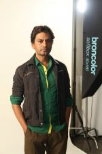 Nawazuddin Siddiqui at the Shooting For His First Movie Poster Of His Upcoming Film Babumoshai Bandookbaaz_s on 19th March 2017 (55)_58cfc2a8e91c1.JPG