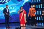 Vidya Balan on the Sets Of Indian Idol to Promote Film Begum Jaan on 22nd March 2017 (21)_58d370667ae5b.JPG