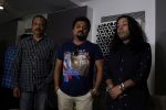 Kailash Kher at the Song Launch Of Vote Do For Movie Blue Mountains on 29th March 2017 (30)_58dcd1333b5bd.JPG
