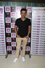 Manoj Bajpayee Intract With Whistling Woods International Students (18)_58f4cc09cc36a.JPG