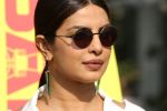 Priyanka Chopra At PC Of Summer_s Most Awaited Film Baywatch on 26th April 2017 (19)_5901cf7bc982e.JPG