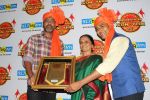 Nagraj Manjule Felcitated With Maharashtra Icon Award With Maharashtra Day Celebration on 27th April 2017 (30)_5902e0283d83a.JPG