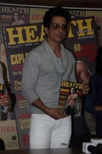 Sonu Sood Flaunts His Abs On The Cover Of A Health Magazine on 3rd May 2017 (16)_590ac90d0e43b.JPG