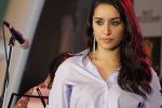Shraddha Kapoor at the Half Girlfriend Music Concert on 4th May 2017 (40)_590c3a609c609.JPG
