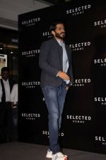 Harshvardhan Kapoor are Launching Premium Menswear Collection on 5th May 2017 (23)_590d965cc69fc.JPG