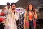 Ayushmann Khurrana, Parineeti Chopra Promotes Meri Pyaari Bindu at HT Music Concert on 7th May 2017 (93)_5912a73b8718b.JPG