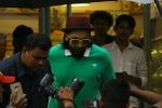 Ranveer Singh Spotted At Bandra on 13th May 2017 (8)_5917f24cb1d3b.JPG