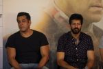 Salman Khan, Sohail Khan at the Trailer Launch Of Film Tubelight on 25th May 2017 (123)_5927f96727d8a.JPG