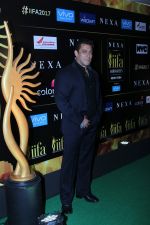 Salman Khan at The Press Conference Of The 18th Edition 2017 IIFA Festival New York on 1st June 2017 (22)_59317a41ca392.JPG
