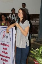 Kalki Koechlin at the Inauguration Of Computer Lab & Beautifying The School Premises on 2nd June 2017 (19)_5932b900a94f7.JPG